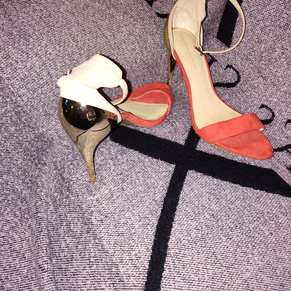 Zara - Picture 6 of 6